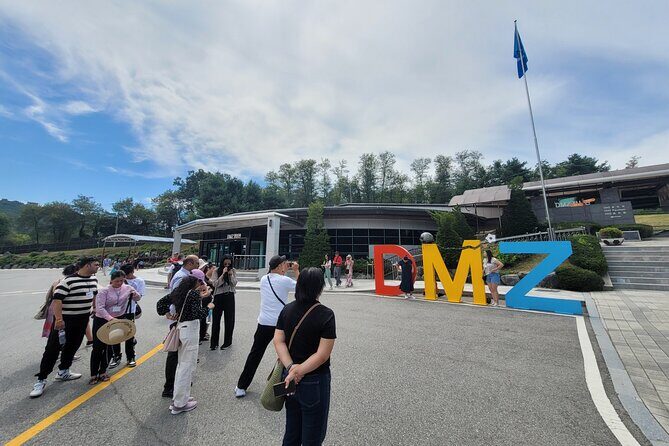 Private DMZ Tour and Suspension Bridge + Korean BBQ - Where Gyeongbokgung Palace, the War Memorial, markets, and Odusan Tower fit