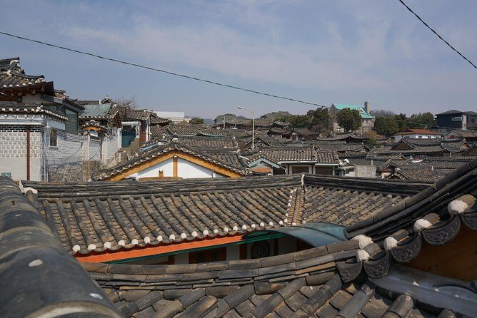 Private English Speaking Driver in Seoul: Airport Service Available - Markets that make sense: Gwangjang, Dongdaemun, and Namdaemun without the scramble