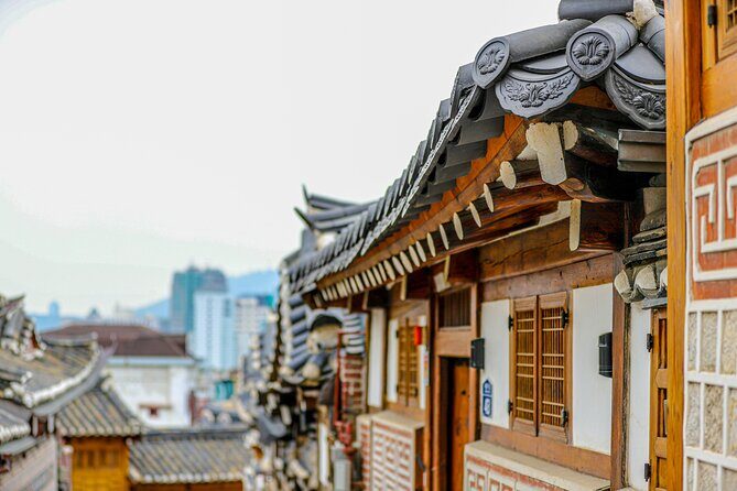 Private Full Day Seoul City Tour and N Tower Cable Car - Getting around: how the schedule stays painless