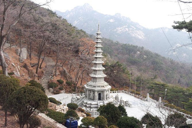 Private Hiking to Bukhansan & Korean Style Spa(Include Lunch) - Should you book this Bukhansan hike and spa tour?