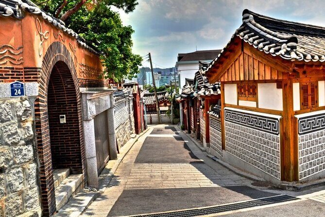 Private Seoul City Tour - Namsangol Hanok Village: Joseon-era houses in a walkable time slot