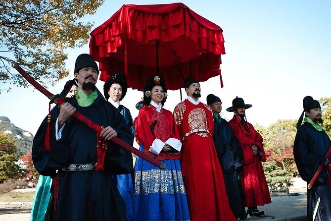 Private Seoul City Tour Palace, village, temple, market - Key points worth planning for