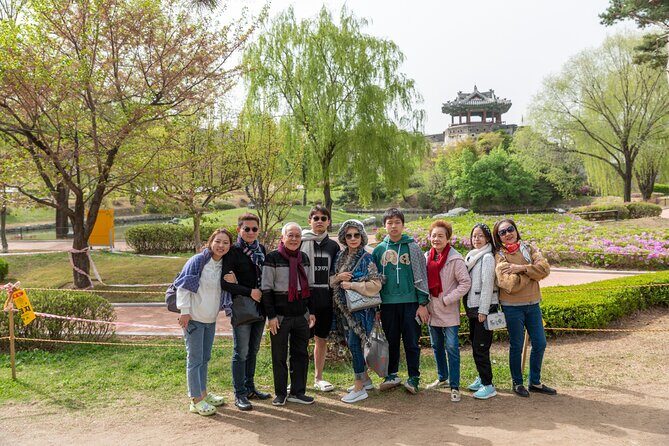 Private Tour around Suwon UNESCO Fortress and Korea Folks Village - Korea Folk Village: How People Lived, Told Through Traditional Spaces