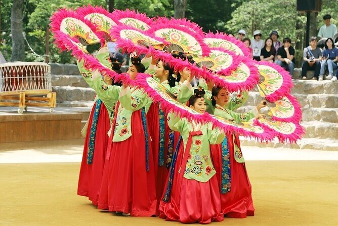 Private Tour around Suwon UNESCO Fortress and Korea Folks Village - Haenggung Palace at 11:00: A Temporary Palace With a Performance Moment