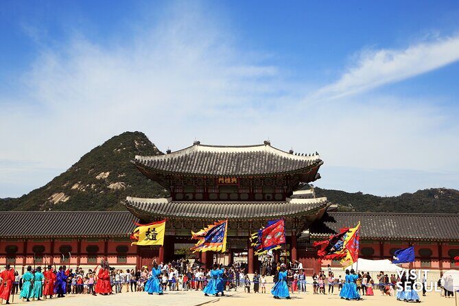 Private tour guide service in Seoul, Korea - Private Seoul Day With Denny Yu: What You’re Actually Buying