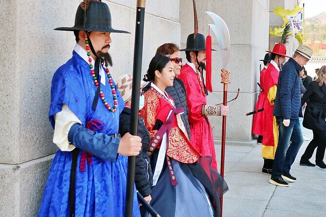 Private Tour : Royal Palace & Traditional Villages wearing Hanbok - Korean Folk Village Near Yongin: The Joseon-Living-Museum Stop