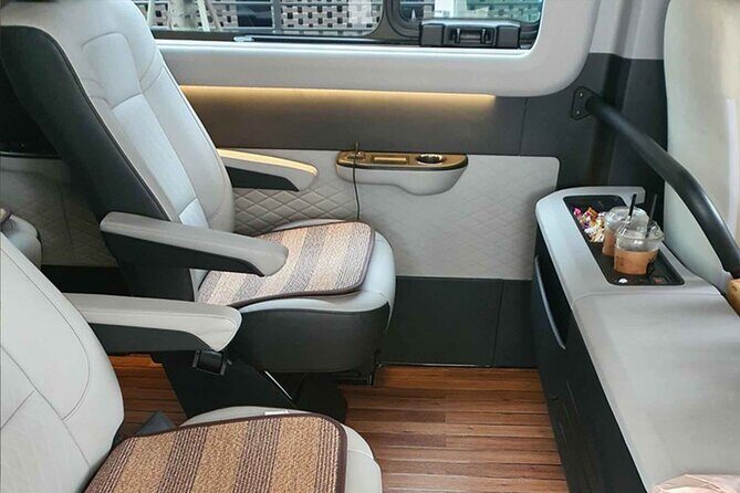 Private Transfer Incheon Airport <-> Seoul Korea - The Real Win: Meet-and-Greet Pickup at Incheon and in Seoul