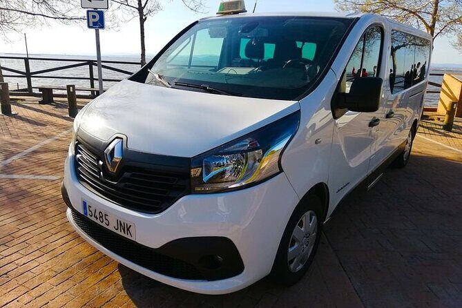 Private Transfer Service from Seoul City Hotels to Gimpo Airport - Drivers, Languages, and That All-Important Terminal Check