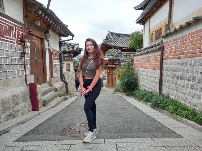 Seoul: 4-Hour Guided Tour to Palace, Bukchon, Jogyesa Temple - The National Folk Museum: how ordinary people lived in the Joseon era