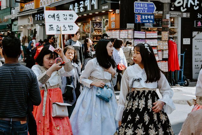 Seoul Art Tour with a Local Expert: 100% Personalized & Private - Insadong-gil: Street Food Energy and Traditional Shop Craft