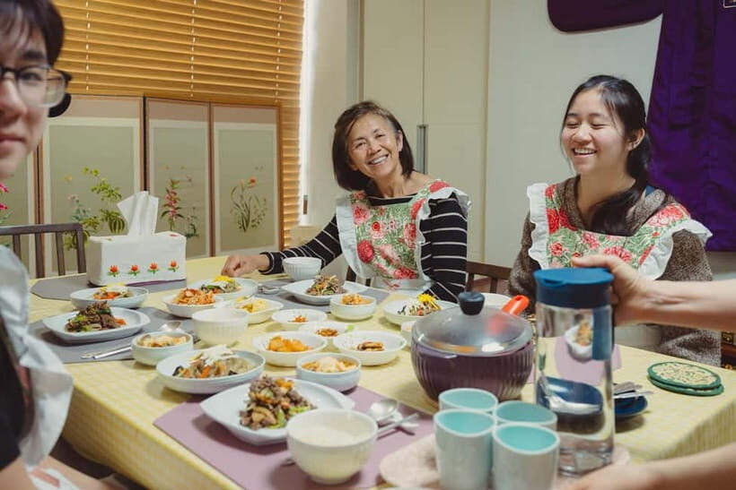 Seoul: Authentic Korean Cooking Class and Market Tour - What Makes This Class Feel Like Korean Home Life
