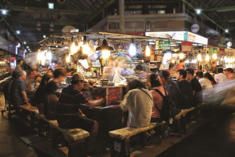 Seoul: Changgyeonggung & Gwangjang Market & Naksan Park - Price and value: is $30 a fair deal?