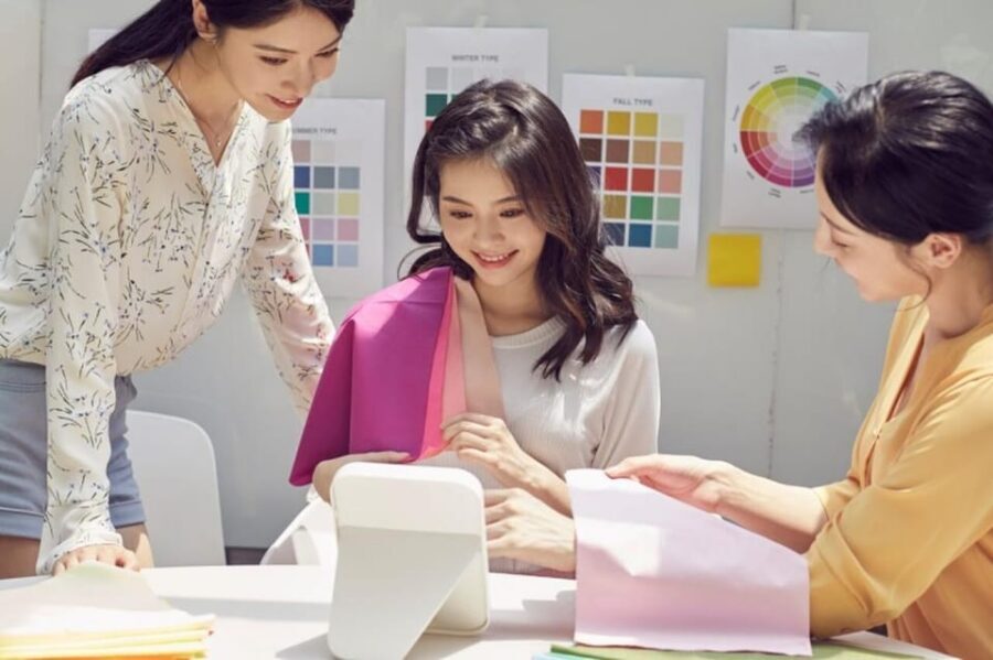 Seoul: Color Analysis - Meeting Koreal in Myeongdong: get your start smooth