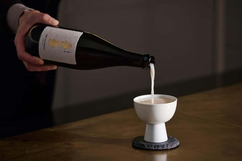 Seoul: Craft Makgeolli Brewery Tour & Tasting Experience - Who should book this makgeolli brewery tour