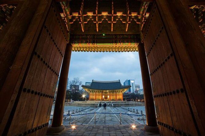 Seoul: Deoksugung Palace Night Tour - Price and timing: what $35 gets you in real terms