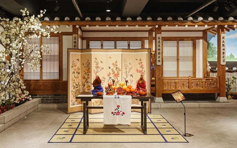 Seoul: Eobi+Nami+Hanbok(+RailBike or Strawberry Options)Tour - Hanbok Center + Kimbap Making: The Most Satisfying Finale