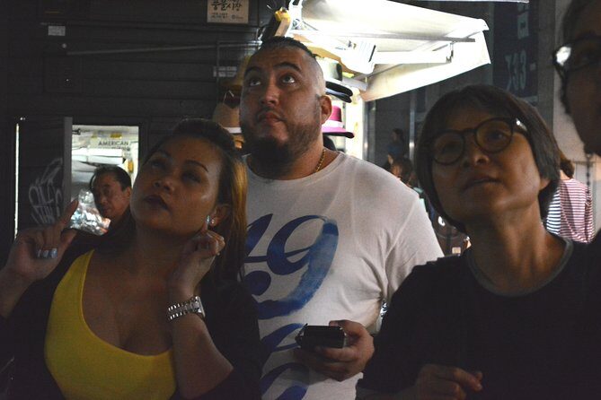 Seoul: Evening Dark History, Folklore & Ghost Story Walking Tour - The Guides: Joe and Shawn’s Storytelling Style