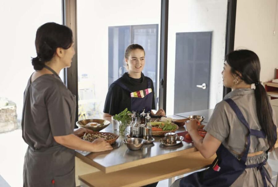 Seoul: Experience Korean Cooking in Modern Hanok Kitchen - Who this cooking class is perfect for (and who should think twice)