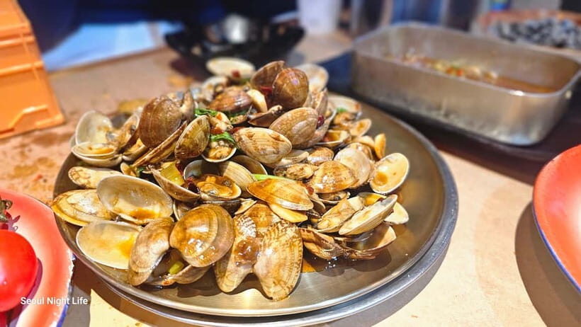 Seoul: Flavours of Seoul A Foodie’s Culinary Adventure - Extra service and insider perks: where the value really shows