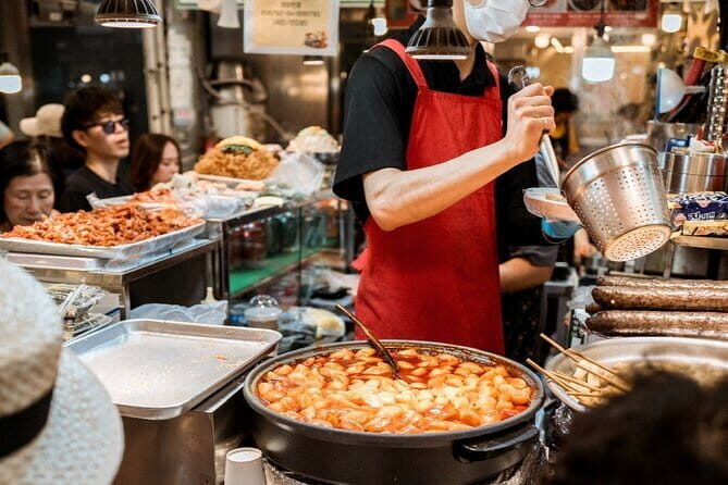 Seoul Food: Banchan, Bibimbap, and Beyond - Bukchon Hanok Village: narrow alleys, preserved homes, and the feel of everyday Seoul