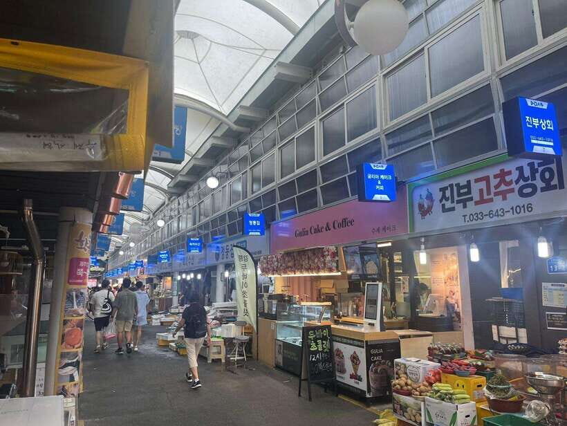 Seoul: Gangneung BTS K-Pop & K-Drama Filming Locations Tour - Option 1: ARTE Museum, Jumunjin filming scenery, and the BTS Bus Stop photo run