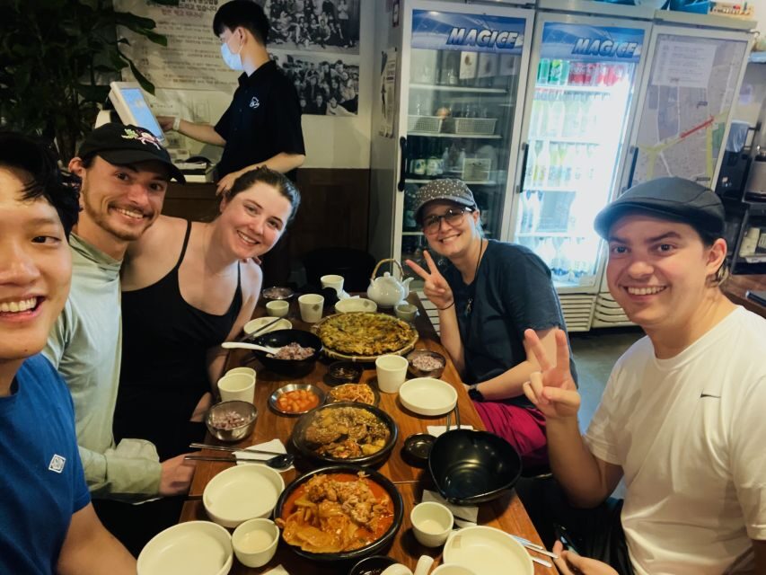 Seoul: Guided City Wall Sunset Hike with Korean Dinner - Following the Fortress Wall: history moments without the lecture tone