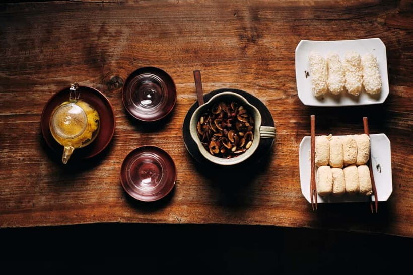Seoul: Guided Food & Market Tour with 8+ Tastings - Street-Food Tour Rhythm in Seoul Centre (and why 3 hours works)