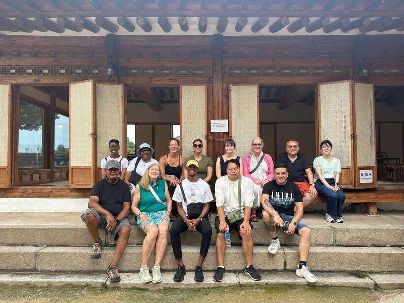 Seoul: Gyeongbok Palace, N Tower, & Local Market City Tour - Why this Seoul day tour works for first-timers