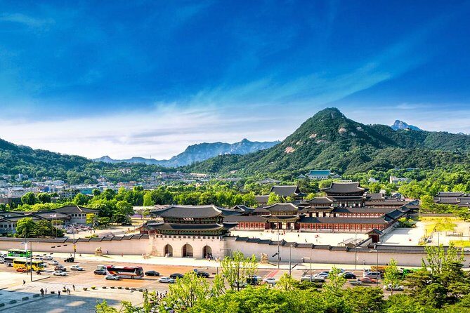 Seoul: Gyeongbokgung Palace Half day Tour - Gyehoiru Pavilion: Event Hall and the Palace’s Social Function
