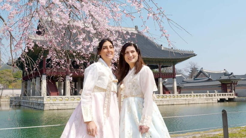 Seoul Half-Day City Highlight, Palace Tour with Hanbok - Baek In-je’s House: finishing with a home-story, not just buildings