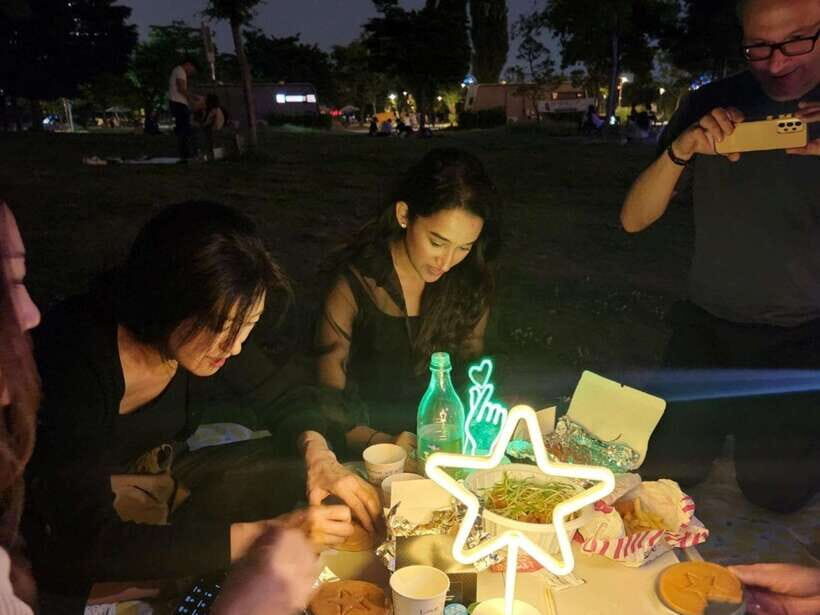 Seoul: Han River Night Picnic & Games with Cruise - Guides Matter Here: Jay, Ron Lee, Dustin, and the Small-Group Flow