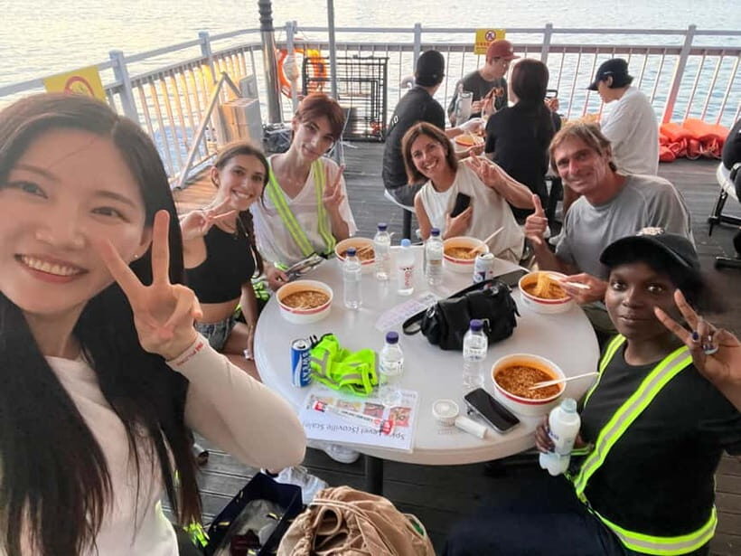 Seoul: Han River Sunset Bike Tour with Rainbow Fountain Show - Getting Started at Yeouinaru Station: Quick, Clear, No-Fuss