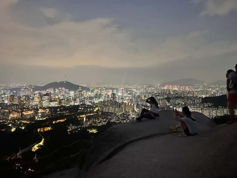 Seoul: Inwangsan Sunset Hike with Guide - Getting Started: Gyeongbokgung Station to the First Stairs