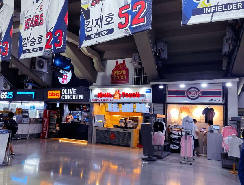 Seoul: Jamsil Baseball Stadium Game Ticket with Dinner& Beer - Key things I’d circle before you book