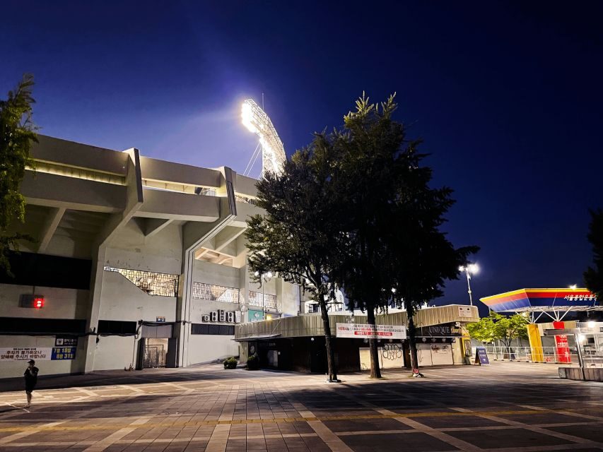 Seoul: Jamsil Baseball Stadium Game Ticket with Dinner& Beer - Jamsil Baseball Stadium: The Real Reason to Come