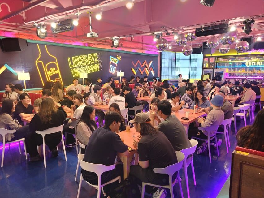 Seoul: Korean & English Language Exchange Global Party - Hongdae Language Exchange Energy at YNA Lounge (서교동 407-2)