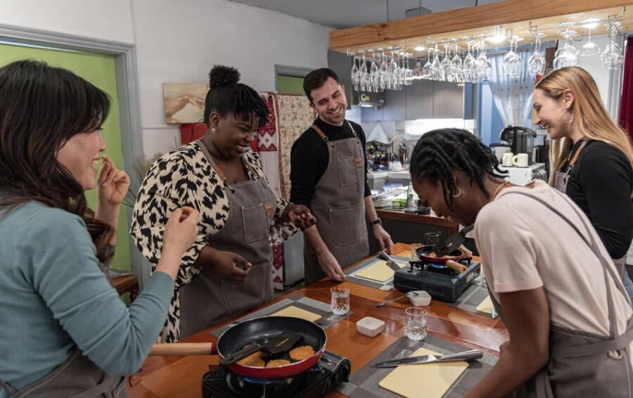 Seoul: Korean Kimchi Cooking Class in the Heart of the City - Key highlights worth knowing before you go