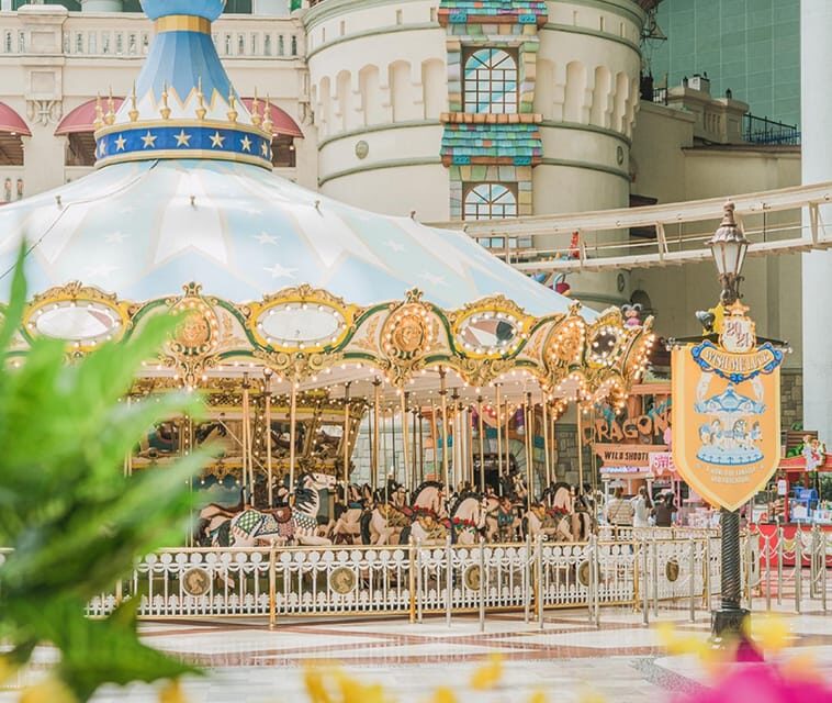 Seoul: Lotte World 1 Day Pass & Korean School Uniform Rental - Key things to know before you go