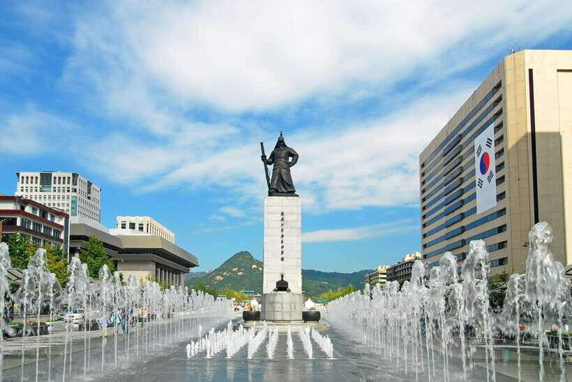 Seoul: Max Out Must Visit City Highlights Panoramic Day Tour - Morning Logistics: Meet Near Gwanghwamun (Then Let the Day Flow)