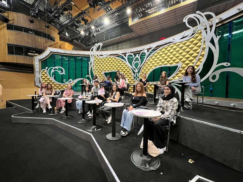 Seoul: MBC Insider Live K-Drama Rehearsal & VIP Studio Tour - MBC World stop: photo breaks, lunch time, and aquarium option vibes