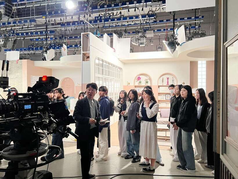 Seoul: MBC Insider Live K-Drama Rehearsal & VIP Studio Tour - Watching a K-drama rehearsal: what you actually learn