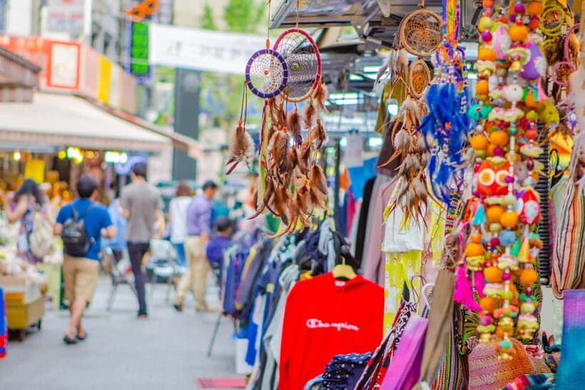 Seoul: Namdaemun Market Food Tour - Korean traditional crafts: connecting what you eat to what you see