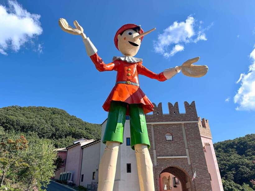 Seoul: Nami Island & Petite France Tour with Railbike Option - Italian Village (Pinocchio & Davinchi): a Collodi Foundation connection