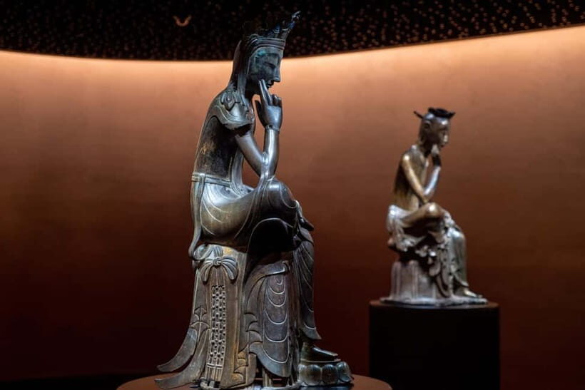 Seoul: National Museum of Korea Guided Tour - Starting at the Great Hall: a calm, easy beginning