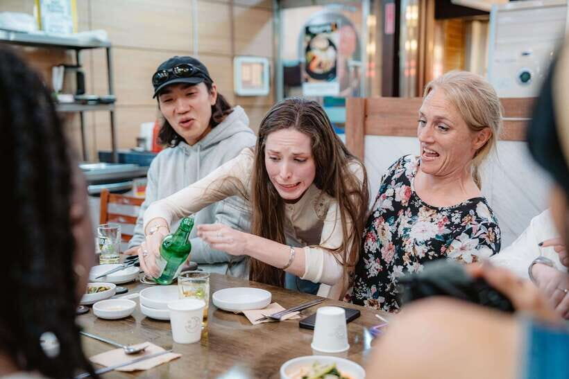 Seoul: Night Market Food Tour with Local Guide - Key things that make this tour work
