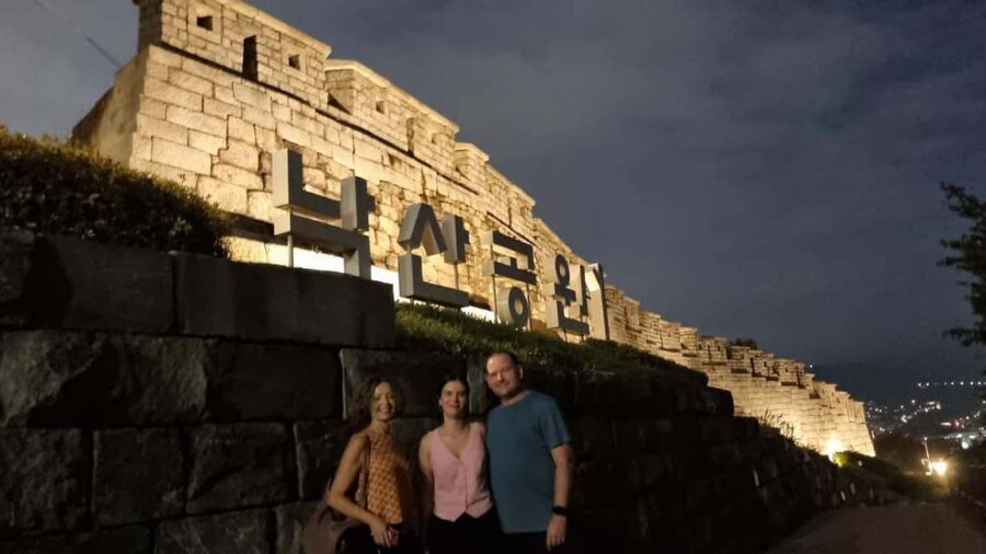 Seoul Night Tour: Naksan Park & Hidden Jems - FAQ