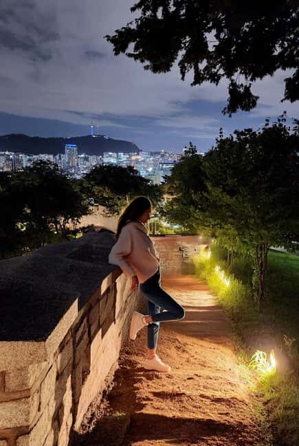 Seoul Night Tour: Naksan Park & Hidden Jems - Eungbongsan Mountain: the panoramic payoff you can’t really fake