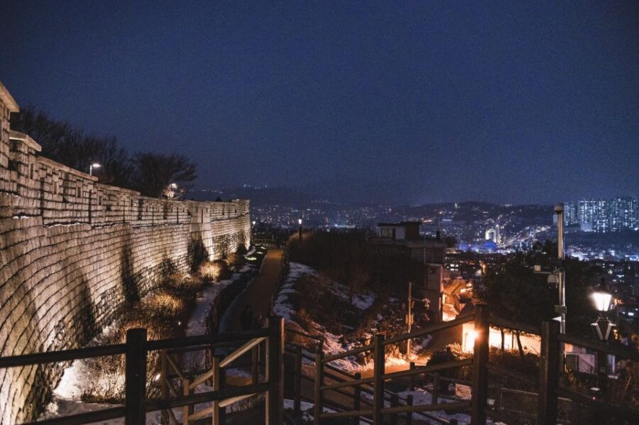 Seoul: Nighttime Hidden Gems Walking Tour - Practical Tips for a Better Night on the Wall