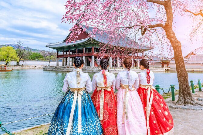 Seoul One Day Sightseeing Tour with N Tower and Lunch - Blue House area, Jogyesa Temple, Gwanghwamun Plaza, and Cheonggyecheon