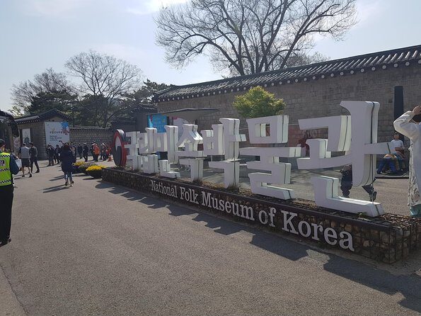 Seoul Palace Morning Tour - The Ginseng Center Stop: Value for Some, Frustration for Others